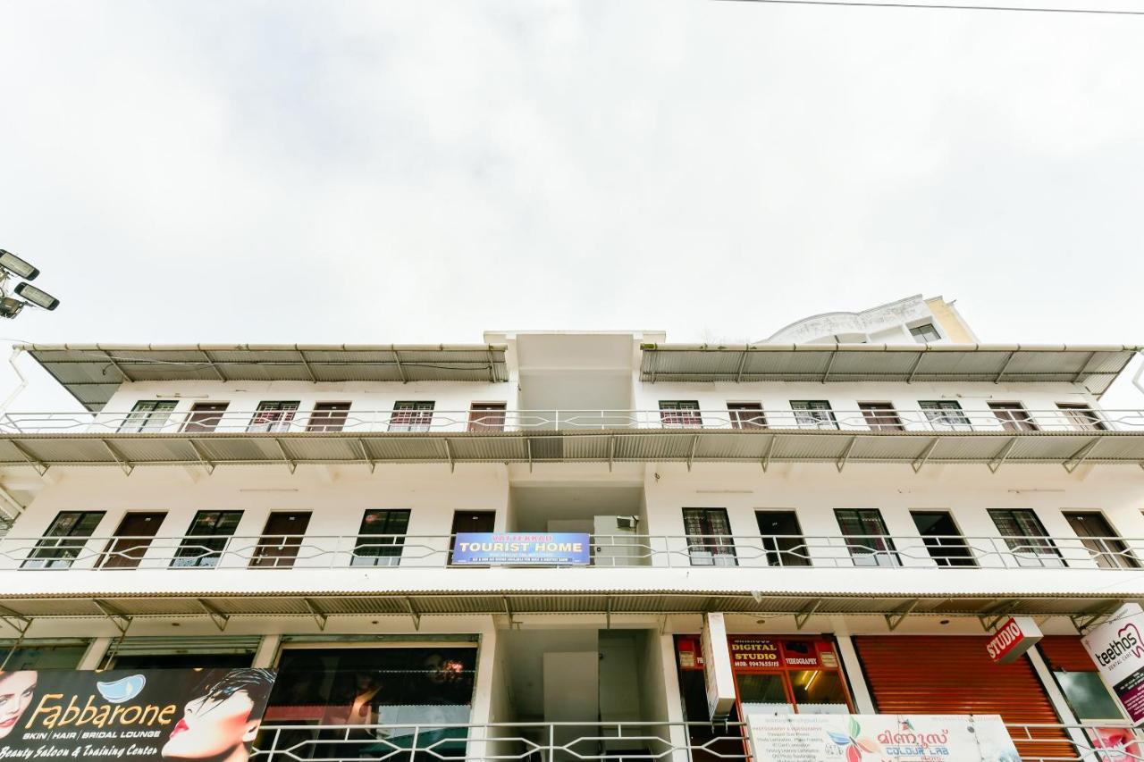 Spot On 39480 Vattekad Tourist Home คักคานาด ภายนอก รูปภาพ
