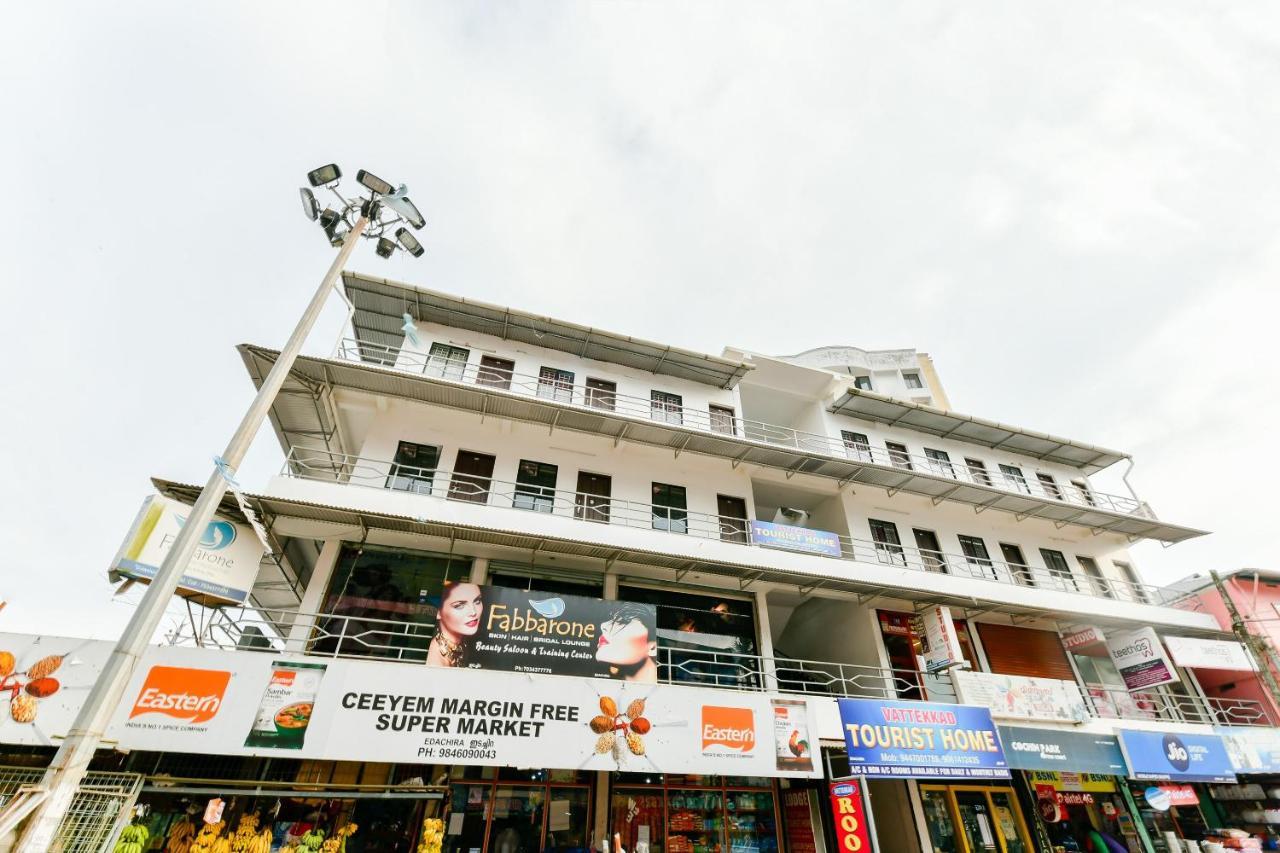 Spot On 39480 Vattekad Tourist Home คักคานาด ภายนอก รูปภาพ